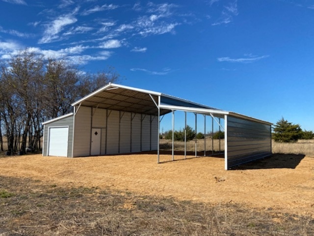 Metal building inspiration photo 63